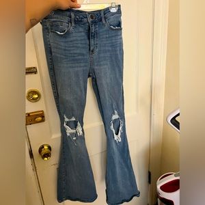 Hollister ripped flair jeans. Size 28
